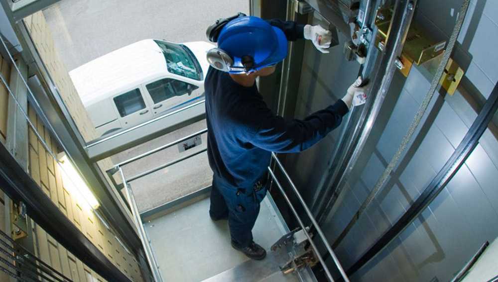 Sivaslı Asansör Bakımı